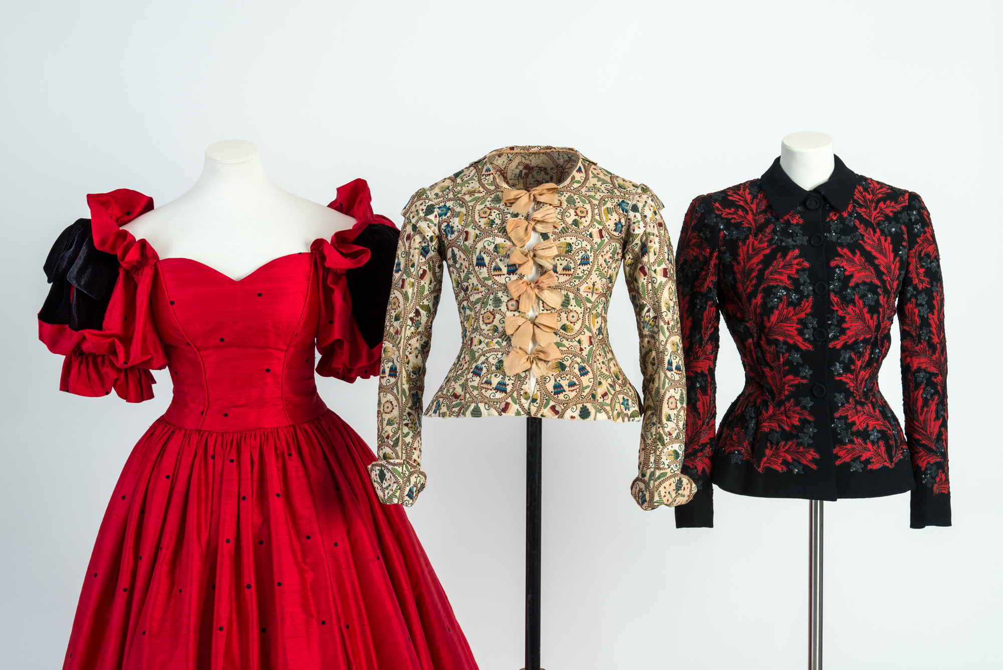 Image: Garments from A History of Fashion in 100 Objects