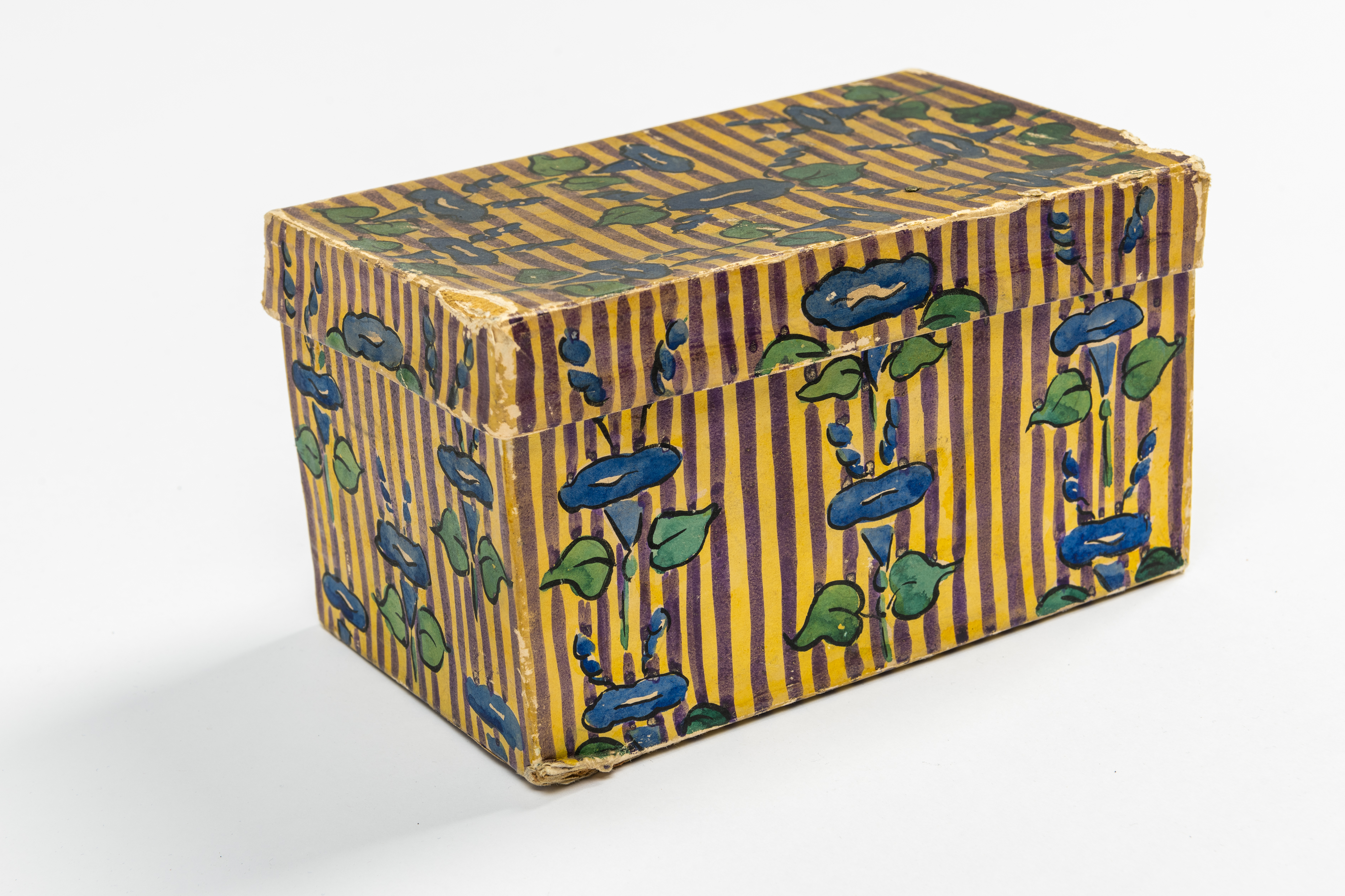 Box enclosing coloured embroidery threads, associated with Ottoline Morrell