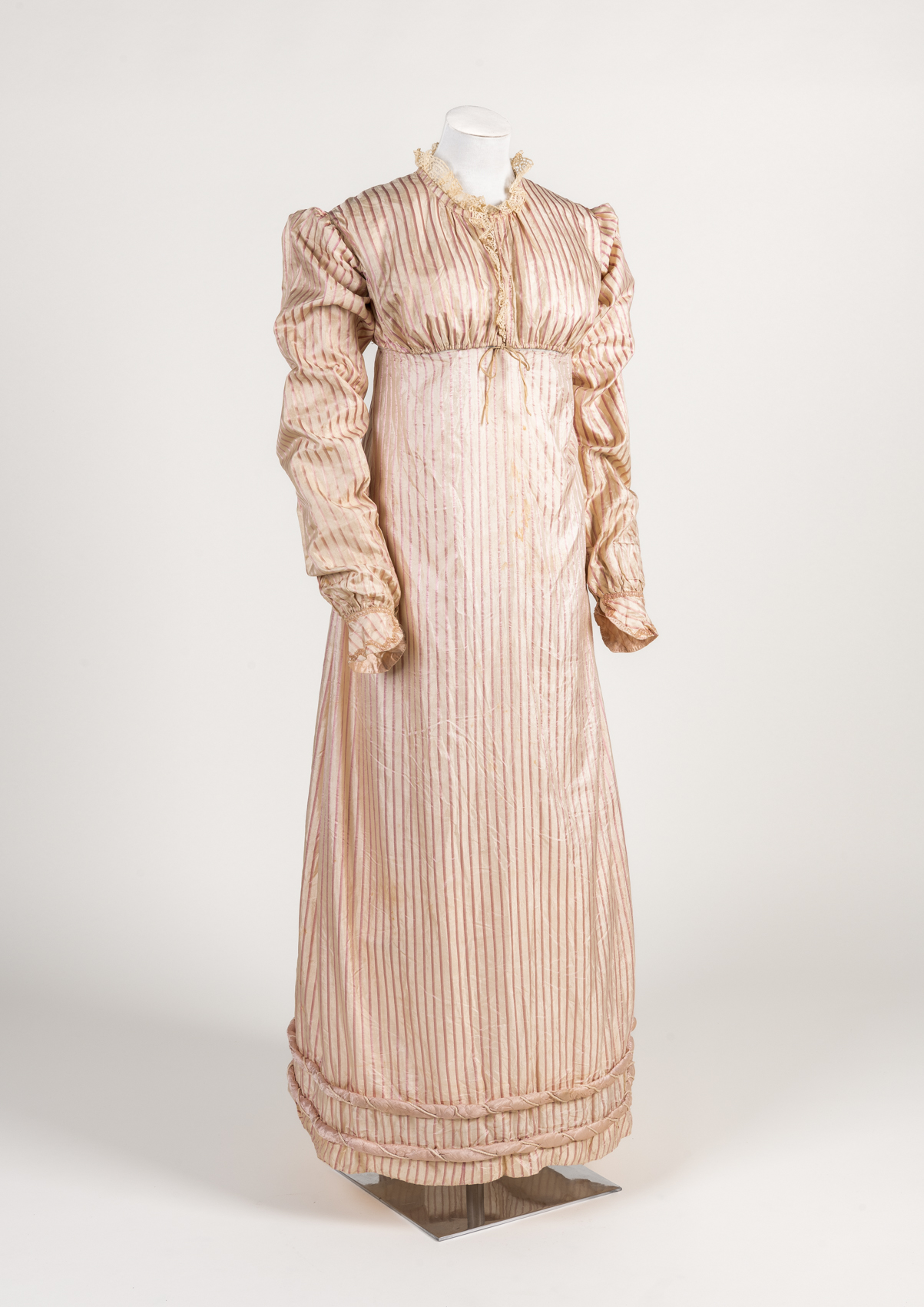 Pink and cream striped silk dress with pink and cream striped silk and linen tape bonnet, 1810s