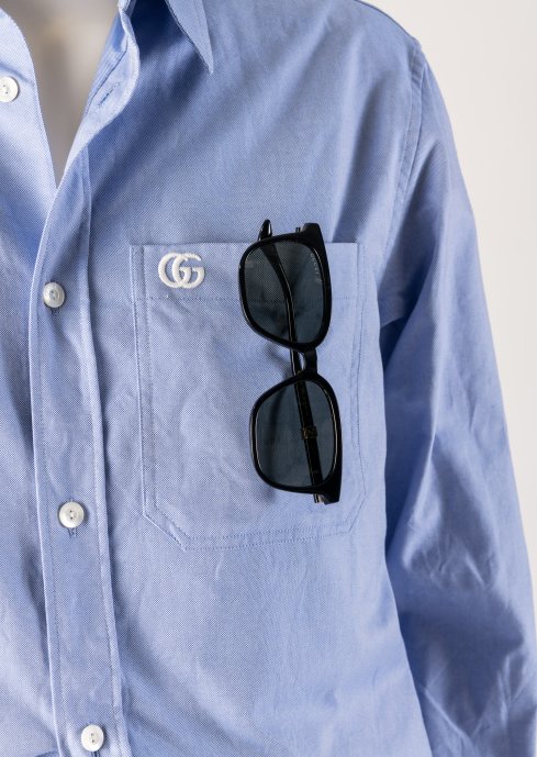 The ensemble was completed with Gucci sunglasses