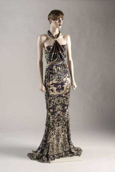 2004 Tom Ford/ Yves Saint Laurent Rive Gauche: Gold ‘Chinese dragon’ print ensemble. Selector: Sarajane Hoare, Vanity Fair