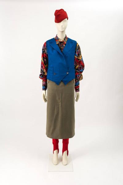 70 Woman's ensemble: jacket, skirt, shirt, waistcoat, leggings, hat