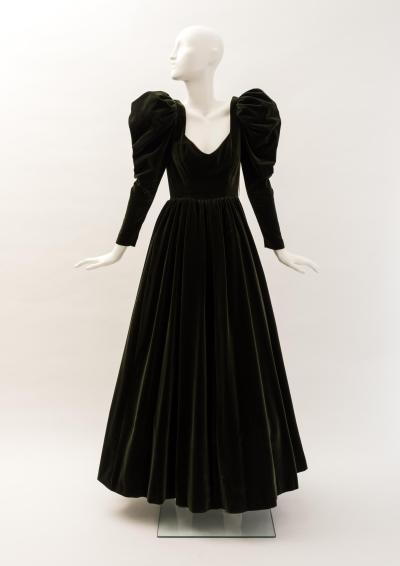 44 Woman's long velvet dress